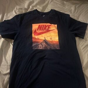 Nike Men's Navy Graphic Tee